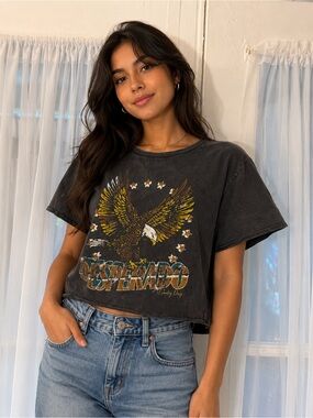 Country Deep Desperado Eagle Graphic Cropped Top Women’s Medium Acid Wash Black